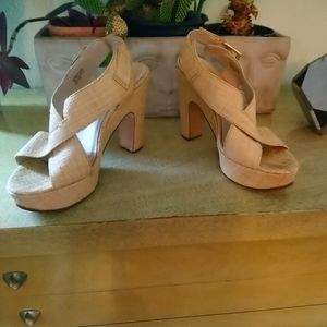 Chunky Heel Raffia Sandals